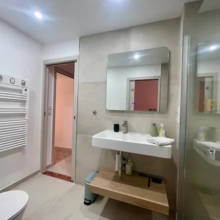 T3 Place Du Marche *