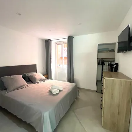 T3 Place Du Marche Apartment Bastia (Corsica)