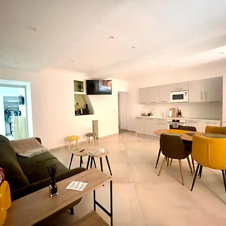 Lejlighed T3 Place Du Marche *