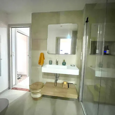 T3 Place Du Marche *