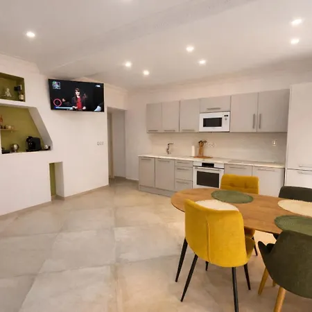 Apartment T3 Place Du Marche Bastia (Corsica)