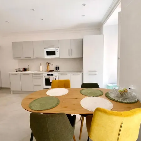 Lägenhet T3 Place Du Marche