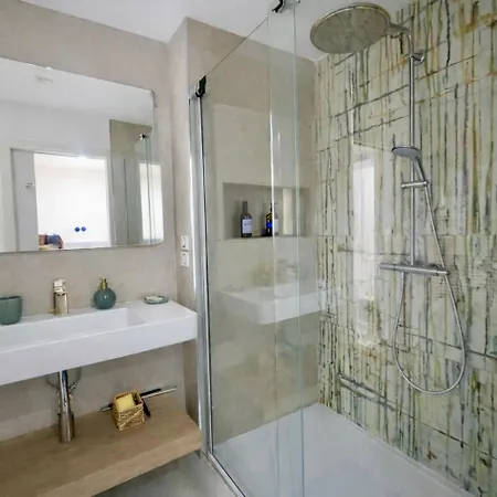 Apartment T3 Place Du Marche *