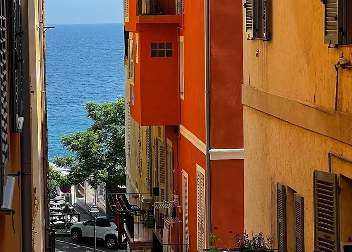 Appartement T3 Place Du Marche Bastia (Corsica)